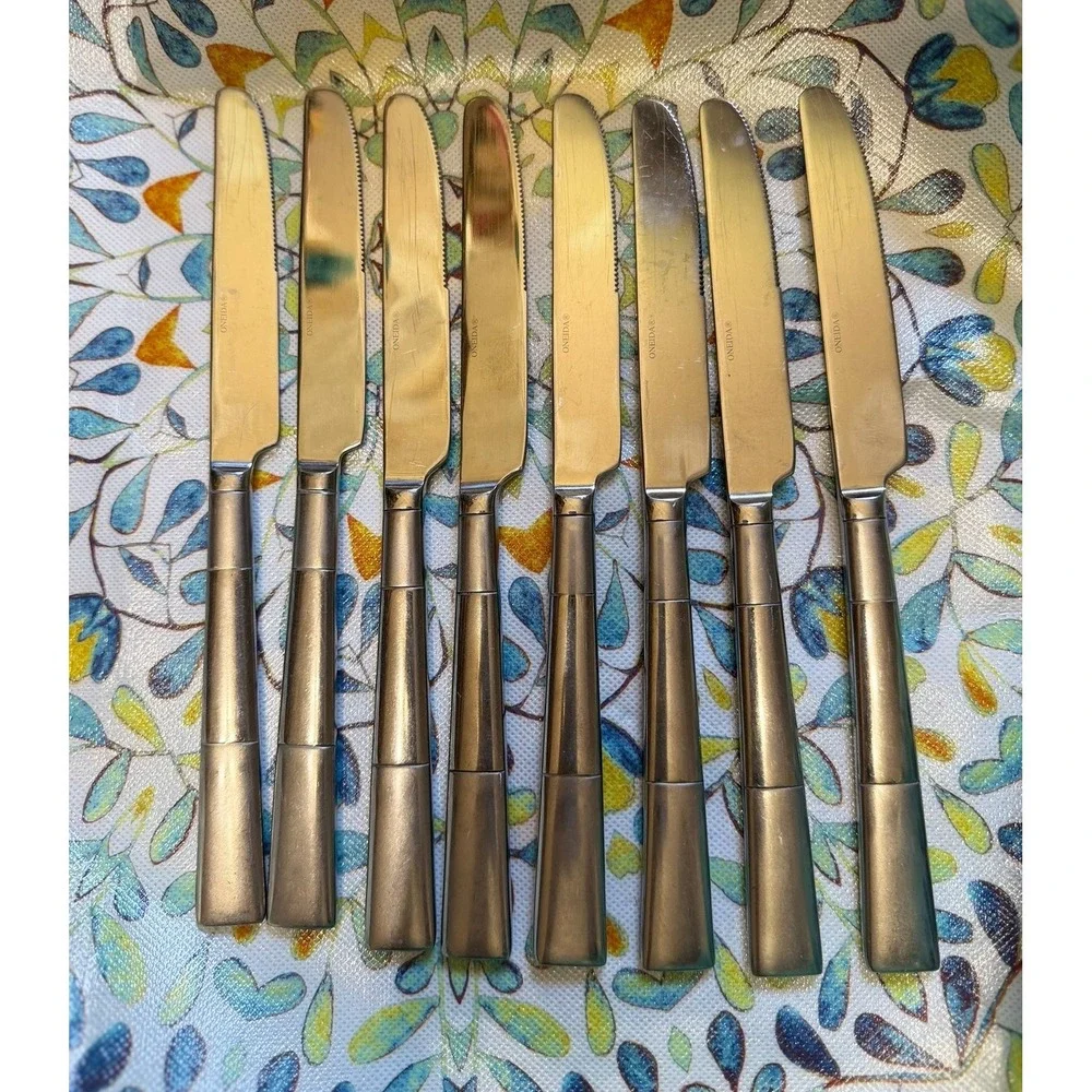 Oneida Echo Butter Knives Set of 8 Silverware‎